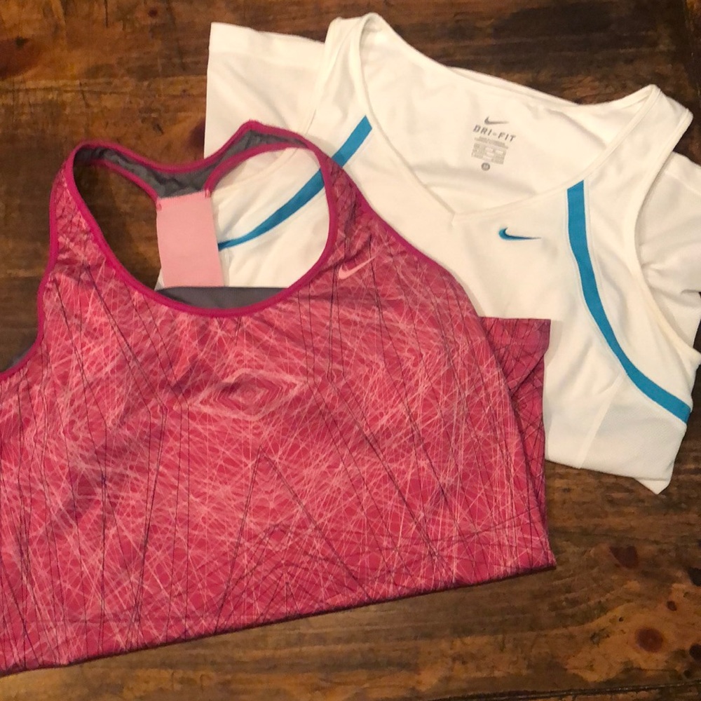 Lot of 2 Nike Athletic Tops sz M
